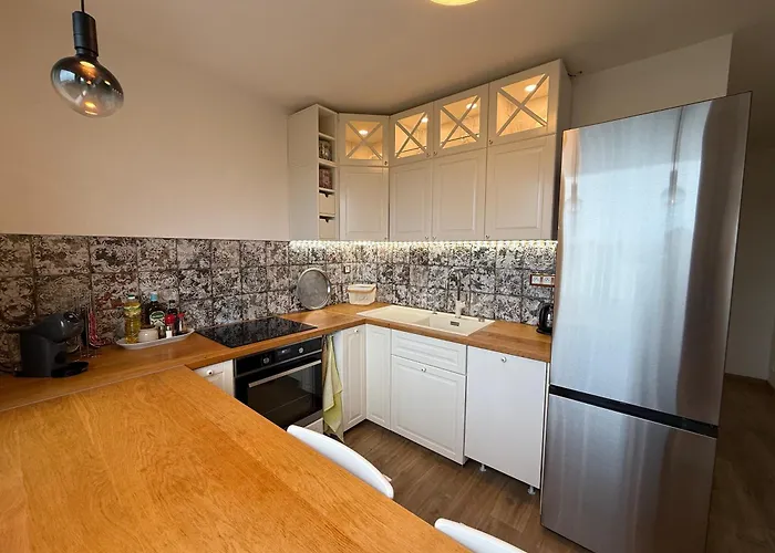 Large 3-room Baleris 布拉迪斯拉发