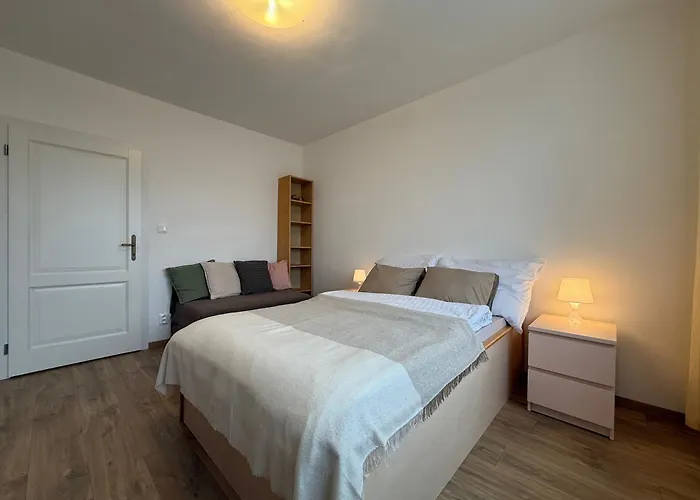 公寓 Large 3-room Baleris 布拉迪斯拉发