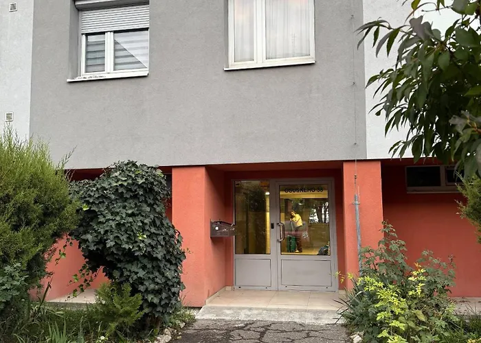 Large 3-room Baleris 布拉迪斯拉发